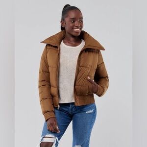 Hollister Mock Neck Puffer Jacket